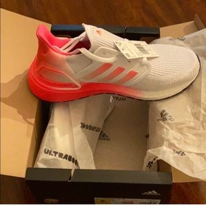 BNIB Adidas ULTRABOOST 20